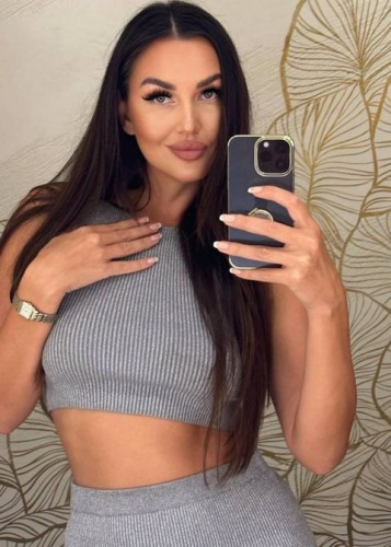 Лара, Г. Мама