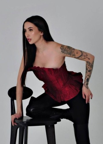 Вика, Г. Мама